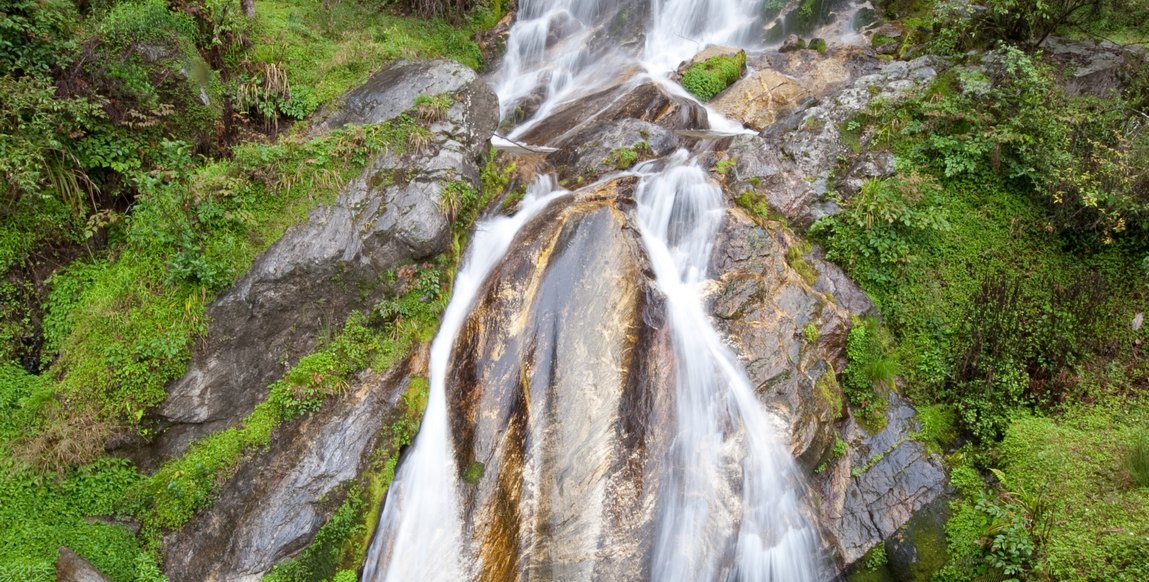 Voyage au Bhoutan, Traversée d'Ouest en Est - Cascade à trongsa