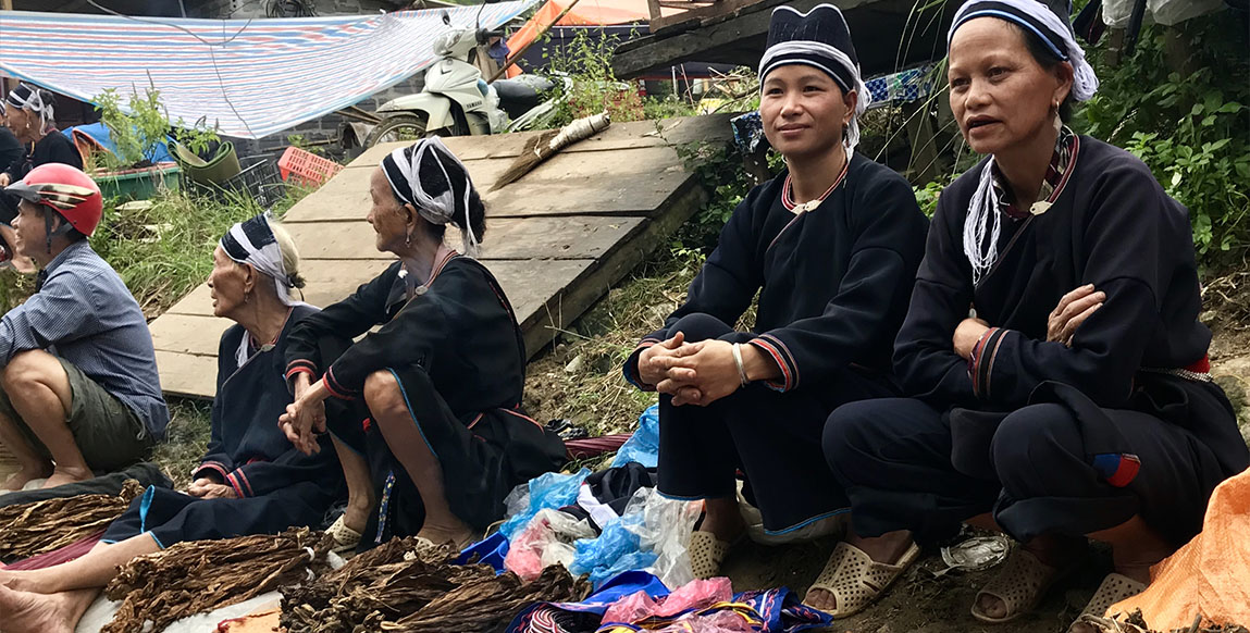 Voyage au nord du Vietnam, le marché de Can Cau