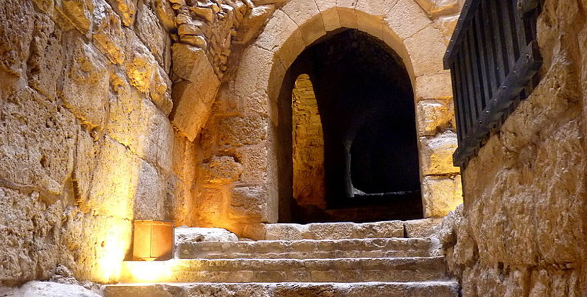 Voyage à Ajlun, porte du fort Qala'at ar-Rabad