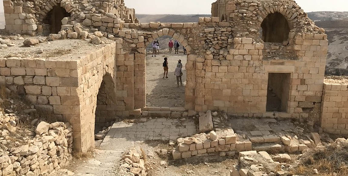 Voyage au chateau de Shobak, ruines du Krak de Montreal