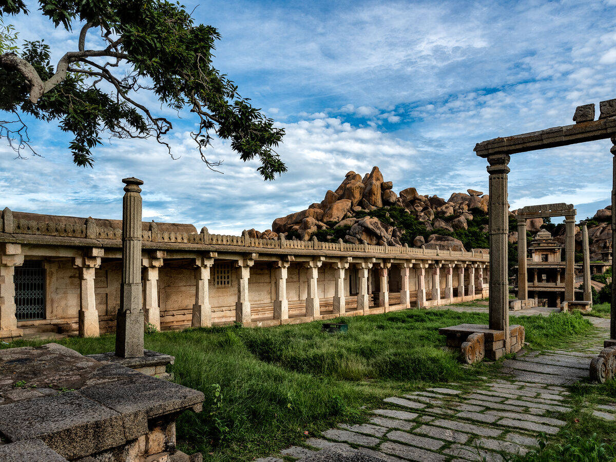 Colonnade du fort de Chitradurga