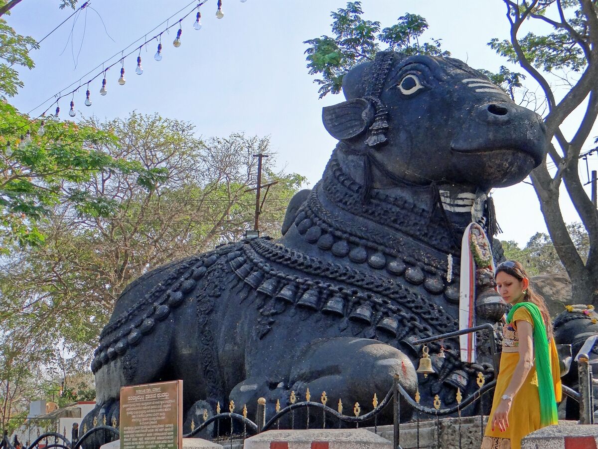Statue de Nandi à Chamundi Hill, Mysore