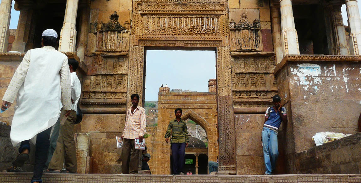 Ruines Adhai Din Ka Jhonpra Ajmer