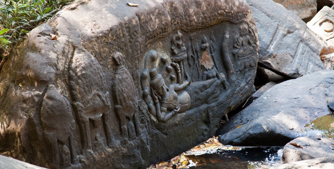 voyage au Cambodge en liberté - Bas reliefs de Kobal Spien