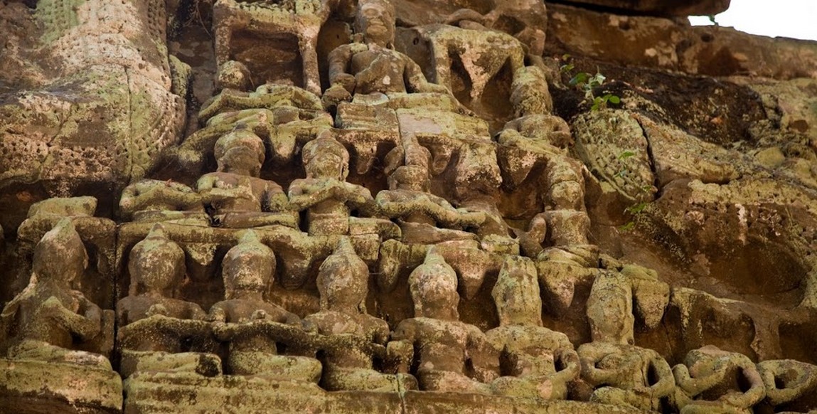 Voyage au Cambodge, escapade à Angkor - Bas relief Bouddha