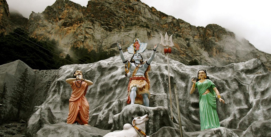 Voyage aux sources du Gange, Trinité hindou à Gaumukh