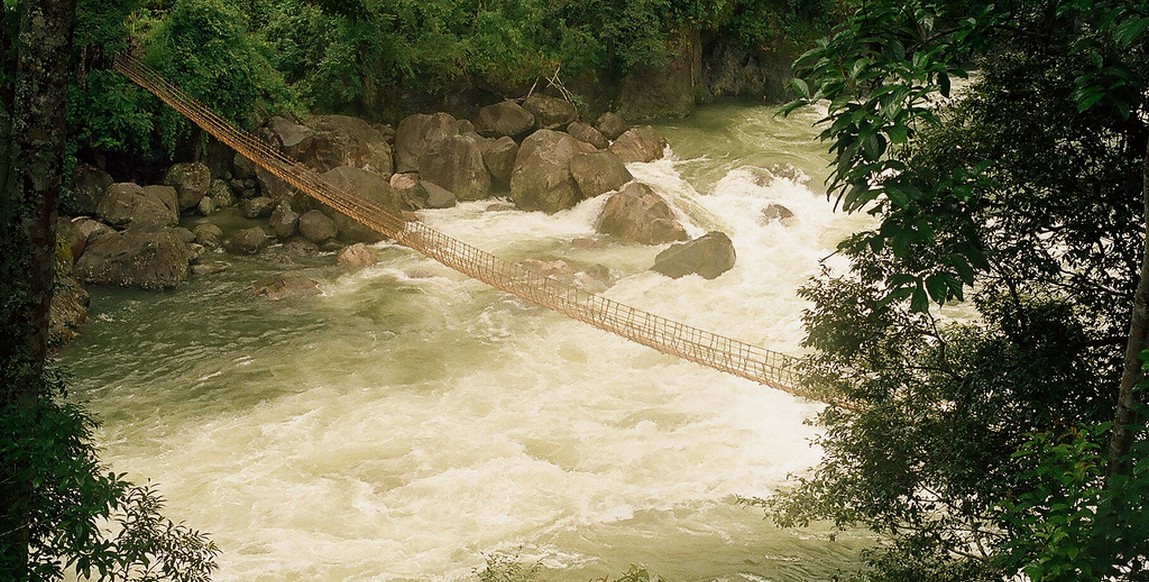 Voyage en Assam et Arunachal Pradesh, pont suspendu près de Passighat