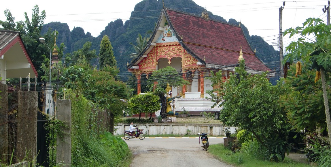 Voyage et trek au Laos, pagode laotienne